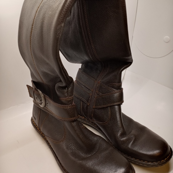 BOC Brown Leather Cayden Boots - Picture 8 of 16